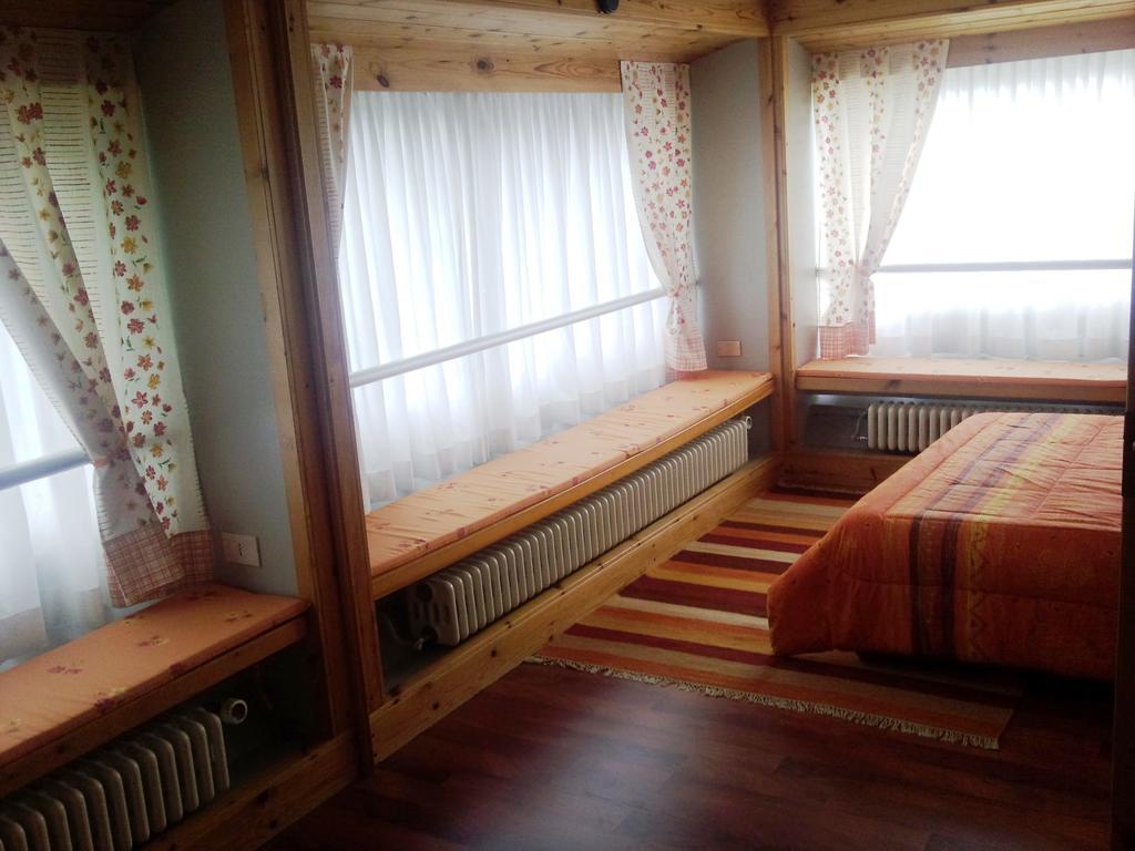 Appartamento Artuik Marilleva Habitación foto